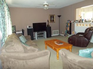 2004 College Dr, Victoria, TX 77901