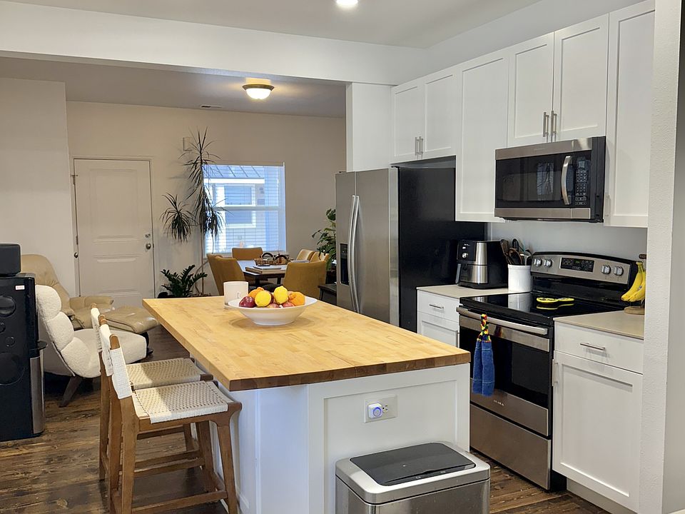 1st image of 4050 Sveta Ln Unit 6
