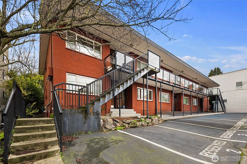 2nd image of 7106 California Avenue SW #101