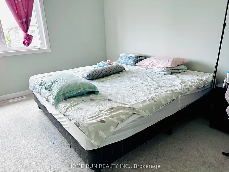 135 Teelin Cir — Photo 5