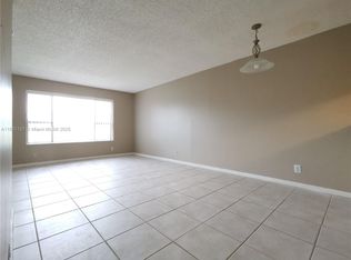 10179 Twin Lakes Dr #23-K, Coral Springs, FL 33071