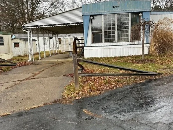 7443 Spillway Rd #41, Lisbon, OH 44432