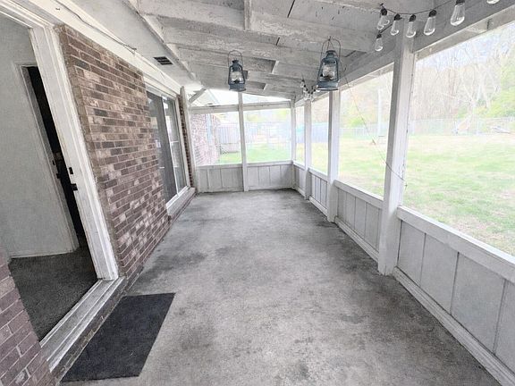 4th image of 1809 Formosa Drive