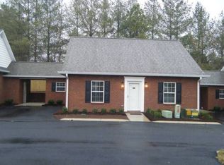 910 Magnolia Ct, Cookeville, TN 38501