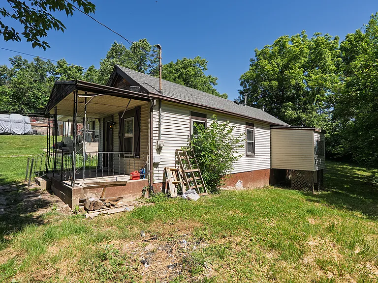 518 Mount Nebo Rd — Photo 3