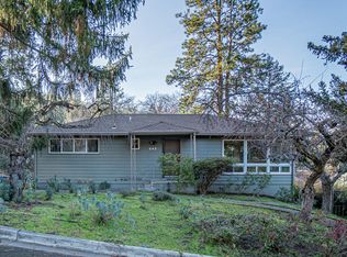 645 Glenwood Dr, Ashland, OR 97520