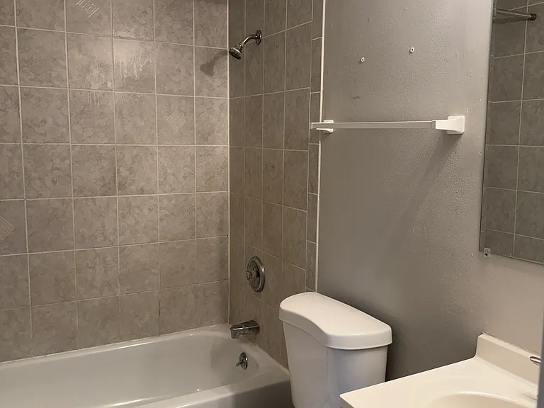 TimberCrest Apartments — Photo 6