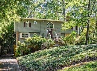 852 Hickory Dr SW, Marietta, GA 30064