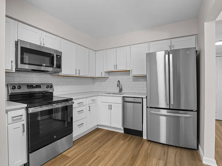 8577 Kennedy Cir #M7 — Photo 14