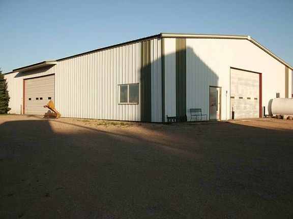 60x126 Steel Machine Shed