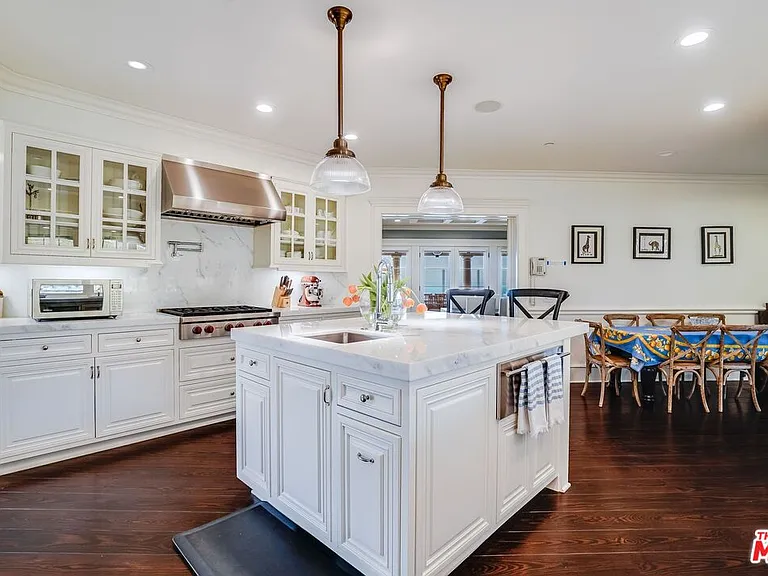 6277 Sea Star Dr — Photo 7
