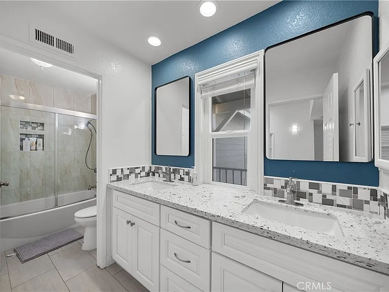 13850 Bruyere Ct — Photo 32