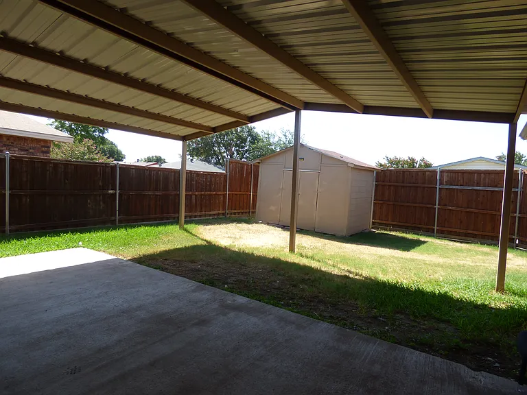 5016 Roberts Dr — Photo 29