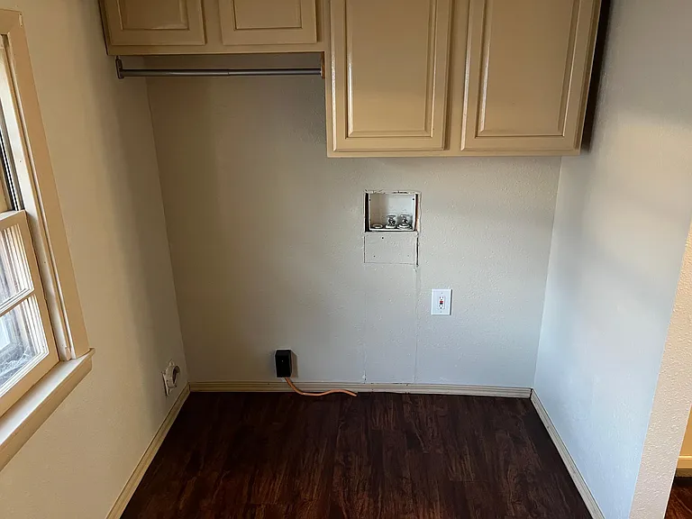 710 N Madison St — Photo 8