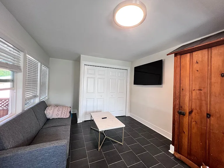2355 Cherry St — Photo 36