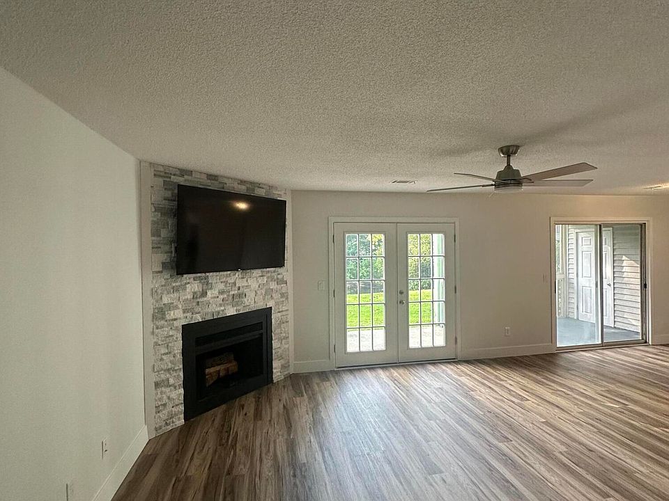 1st image of 6297 Rolling Fork Rd #103