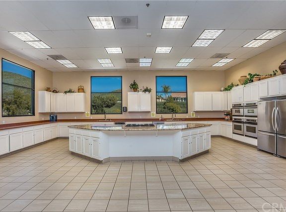 4th image of 28336 Panorama Hills Dr
