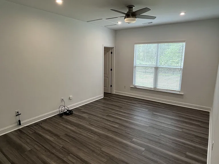 616 Southstone Dr — Photo 19