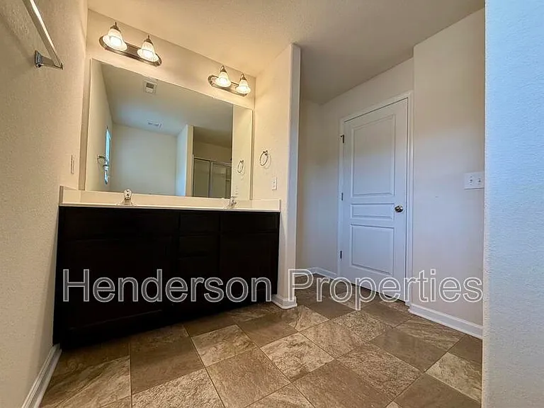 3122 Riley Ave — Photo 13
