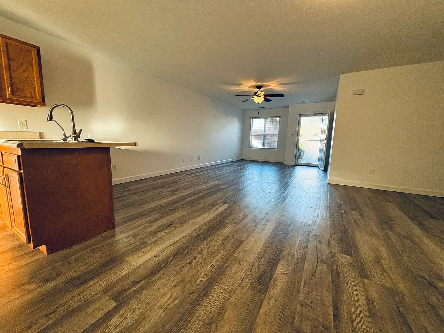 2 bed, 1310 sqft, $1,275 — Photo 2