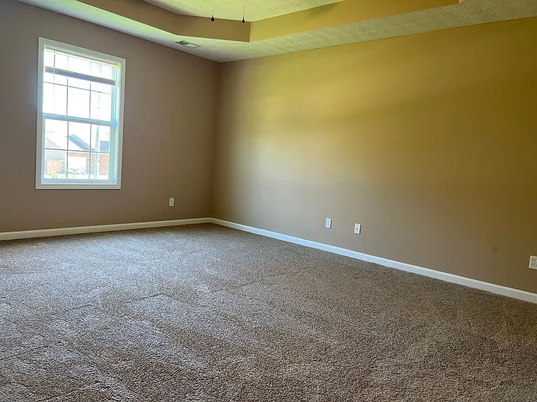 1705 Madison Ct — Photo 11
