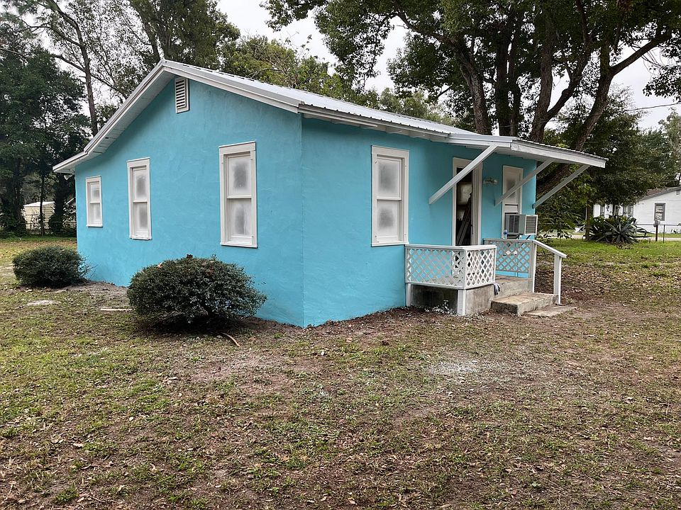 1st image of 214 Oakwood Ave