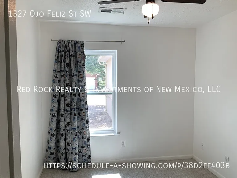 1327 Ojo Feliz St SW — Photo 11