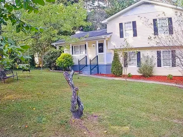 3248 Village Glen Dr, Snellville, GA 30039