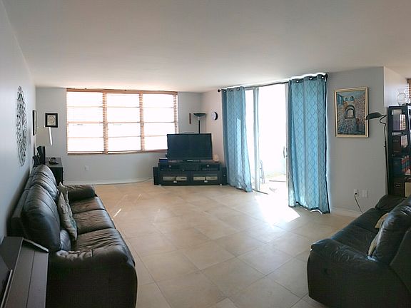 5th image of 2780 NE 183rd St APT 1702