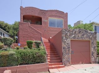 8220 Outlook Ave, Oakland, CA