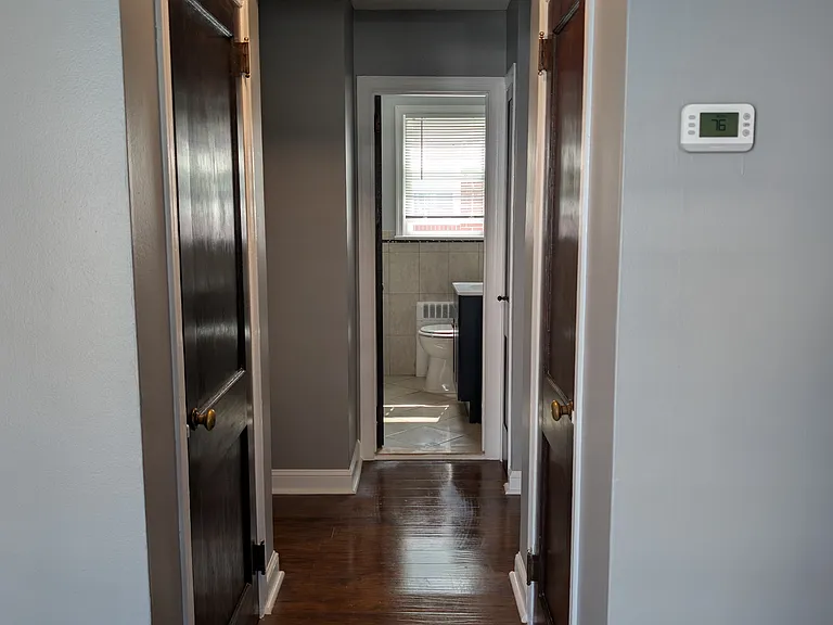212 N Harding Ave — Photo 8