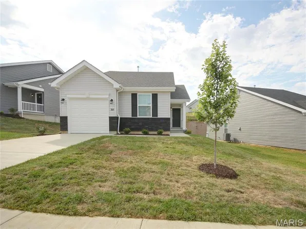 3181 White Pine Dr, Imperial, MO 63052