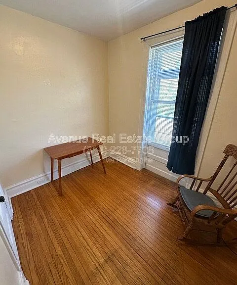 3802 Flad Ave — Photo 3