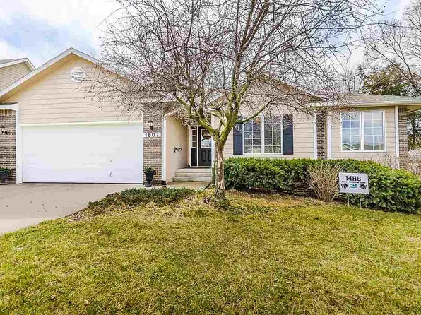 1607 Little Kitten Ave, Manhattan, KS 66503