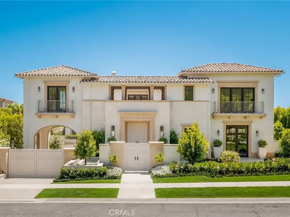 18 Swimmers Point, Newport Beach, CA 92657