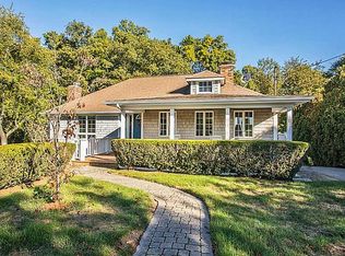 11 Touisset Rd, Warren, RI 02885