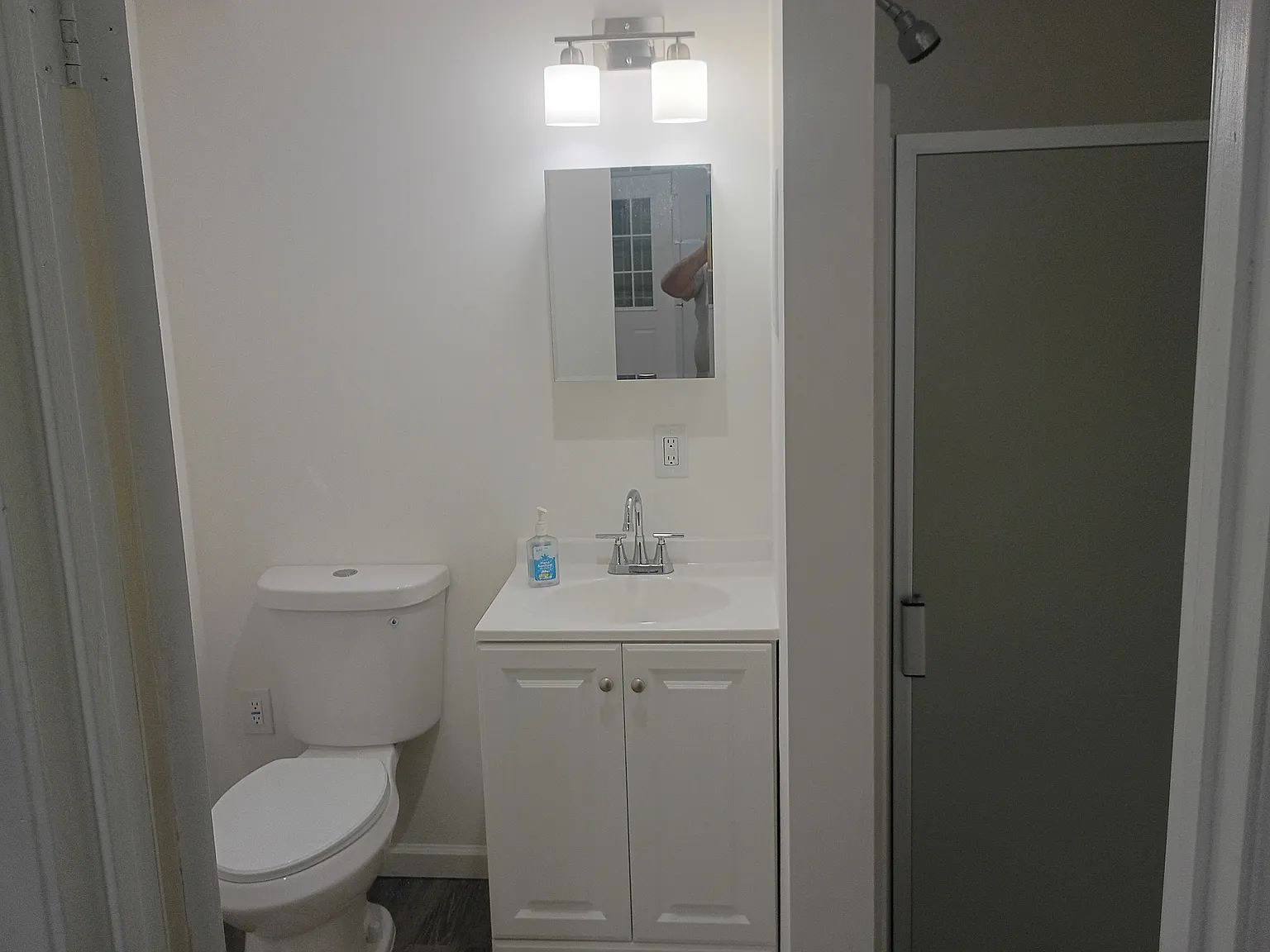 2 bed, 400 sqft, $1,750 — Photo 4
