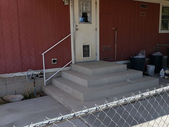 5th image of 32850 Amarylis Ave