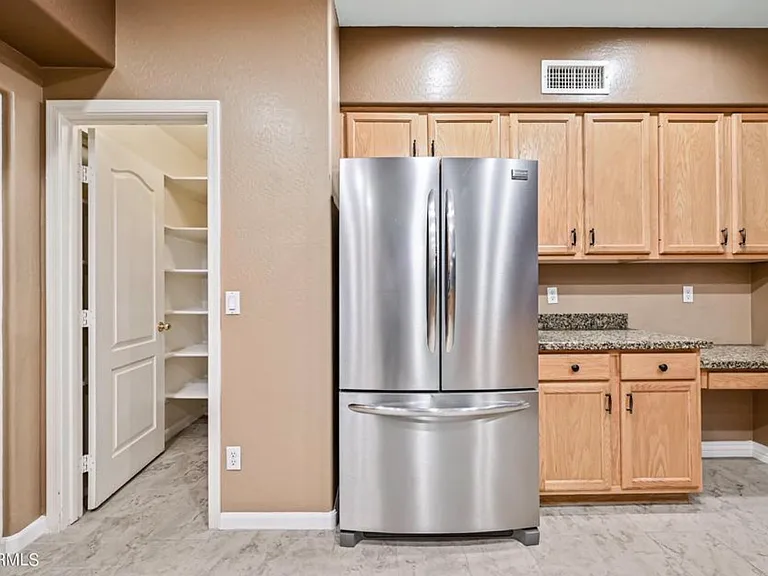 6780 W Amigo Dr — Photo 15