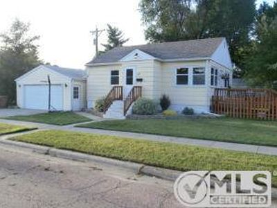 247 11th St SE, Huron, SD, 57350
