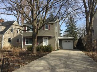 4613 Middaugh Ave, Downers Grove, IL 60515