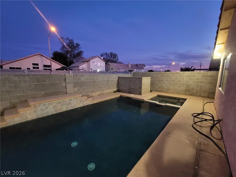 2458 Color Canyon Way — Photo 10