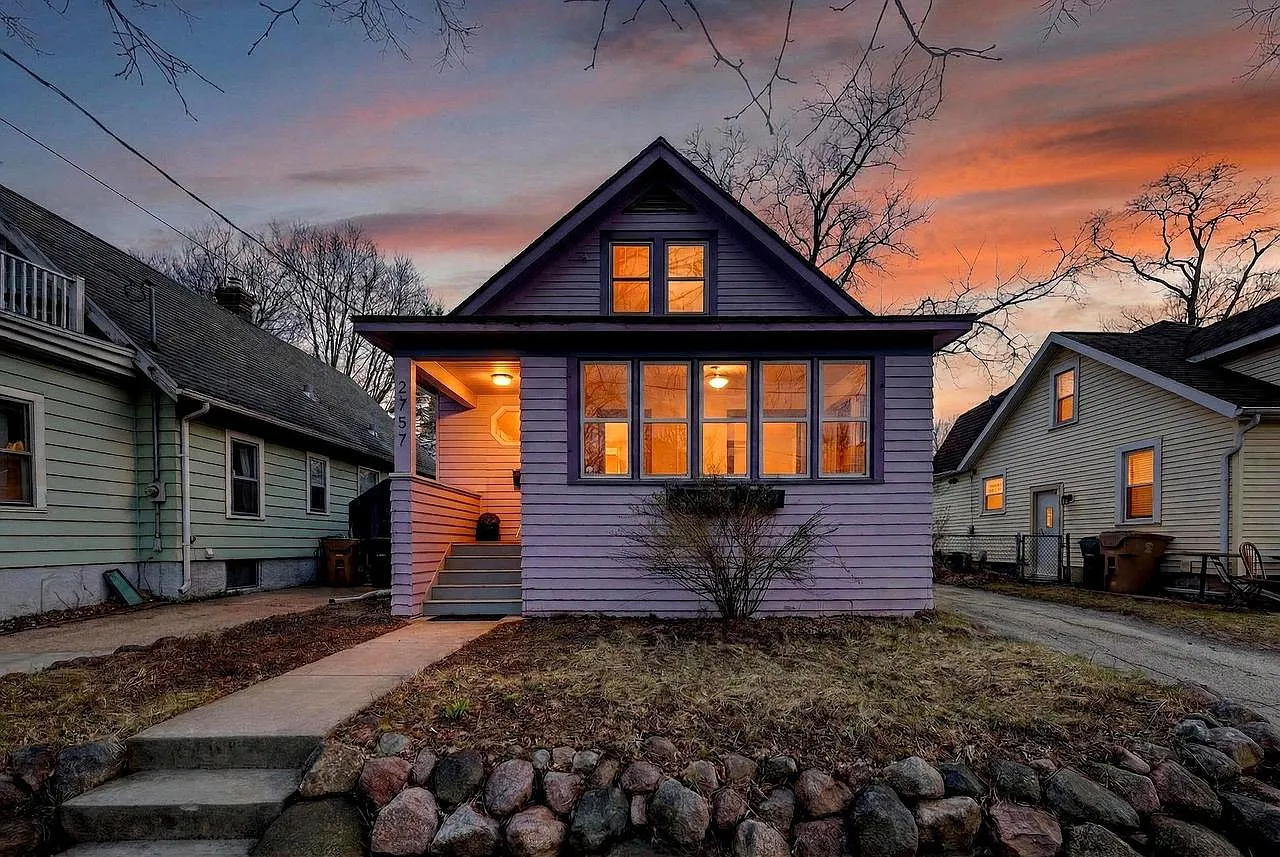 2737 Union Street photo 1