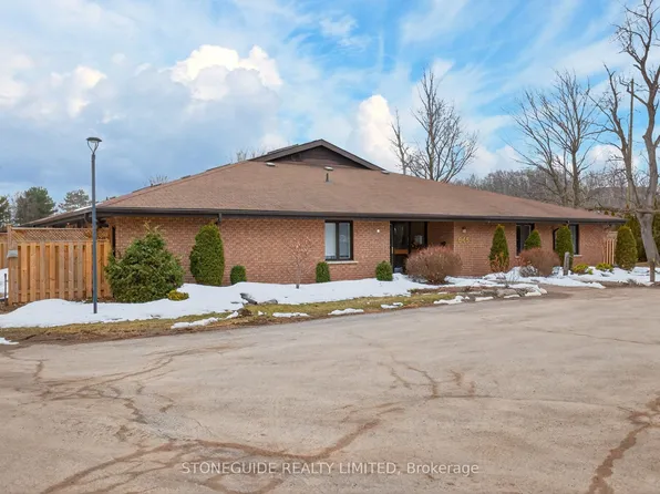 645 Whitaker St #1, Peterborough, ON K9H 7L5