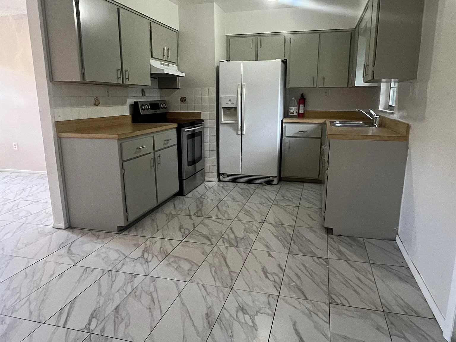 1304 Louis Court - 1 — Photo 2
