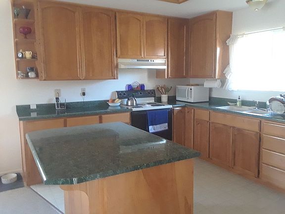 4th image of 17107 Patricia Ave