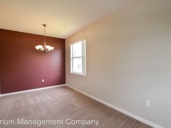 3rd image of 10018 Shadow Creek Dr