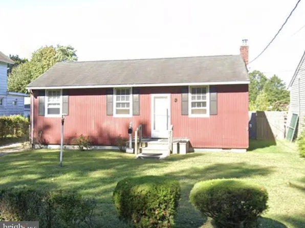 218 South St #B, Eatontown, NJ 07724