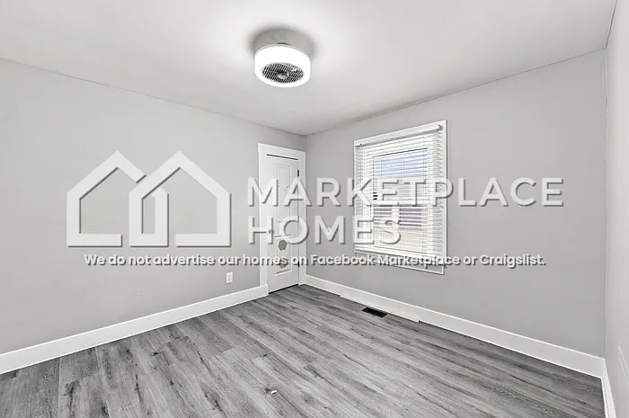 1536 Dawson St — Photo 17