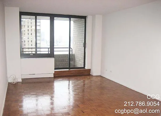 Rented by CCG Real Estate Brokerage | media 22